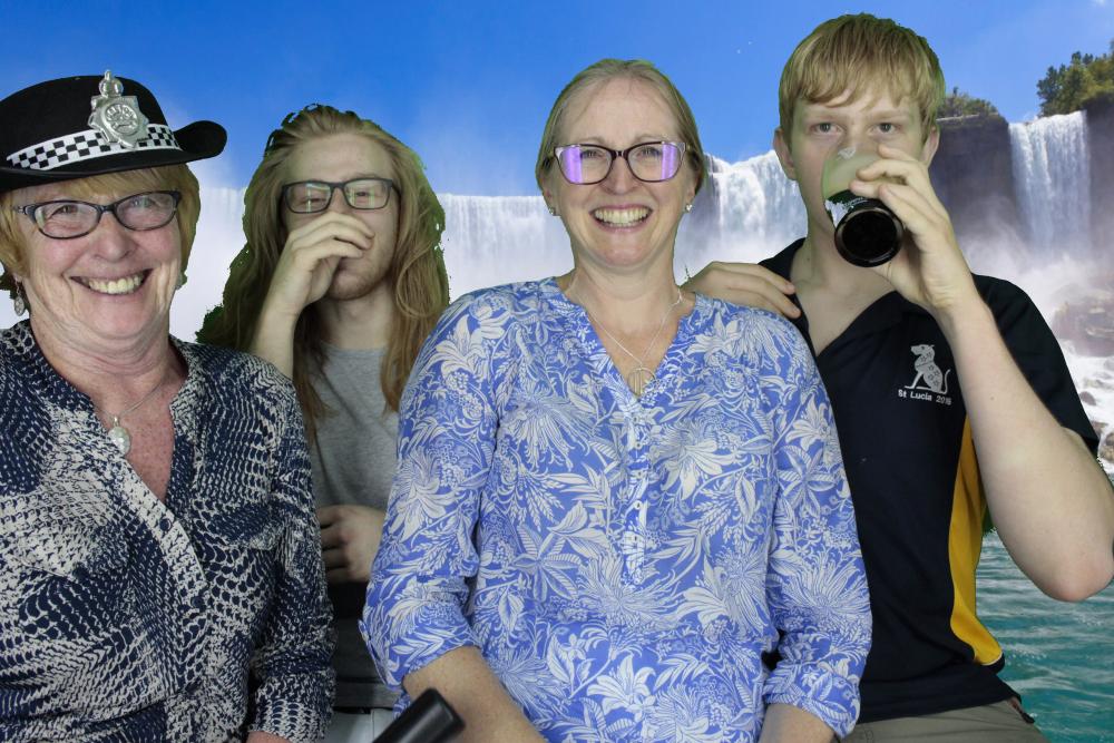 Leavers BBQ | View more photos from the event at gallery.myphotoboothexperience.co.uk/u/MyPhotoBoothExperienceLtd/Leavers-BBQ